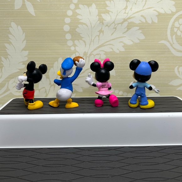 Disney Junior Mickey Mouse Mini’s - Picture 2 of 2